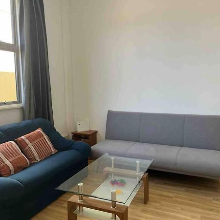 Sunny Apartment In Central Karori Веллінгтон Екстер'єр фото